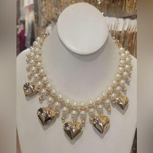 34J. Elegant Gold and Pearl Heart Necklace